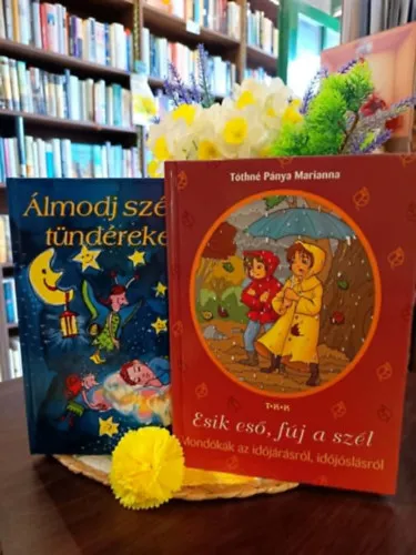 Korlátozott ajánlat Gyerekvers, mondóka csomag 2 darabos: Esik eső, fúj a szél (Mondókák az időjárásról, időjóslásról), Álmodj szépet, tündéreket...